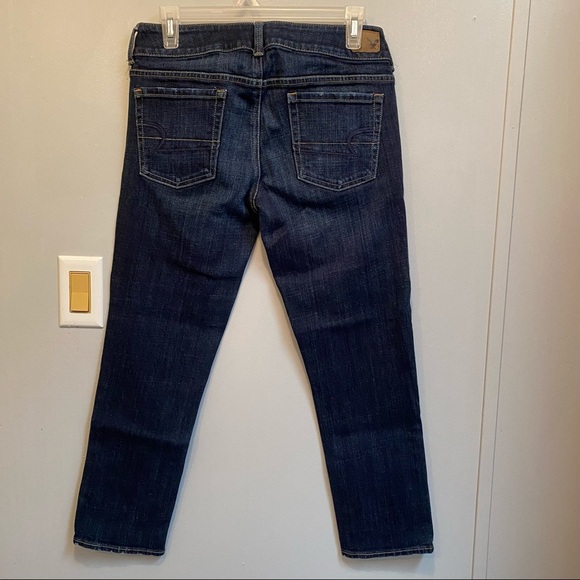 AMERICAN EAGLE Artist Crop Jeans Size 6 - Picture 2 of 12